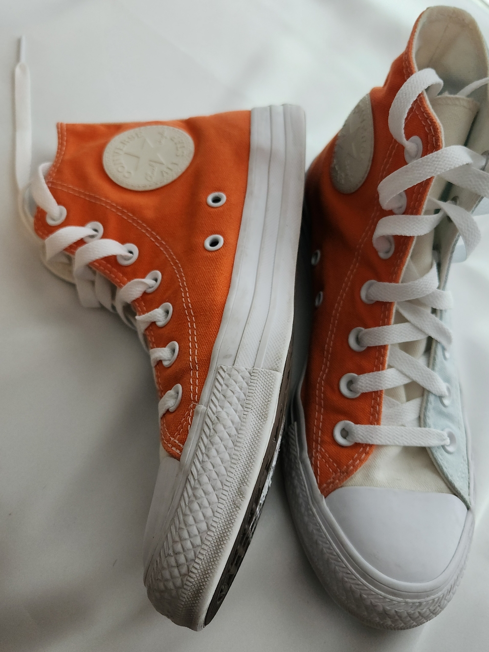 Converse Colorblock Sneakers Blue Orange Women’s Casual Shoes Size 7.5 - Picture 3 of 6
